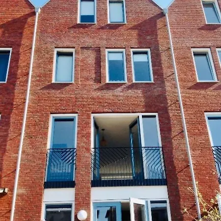 Canal House - * Alkmaar