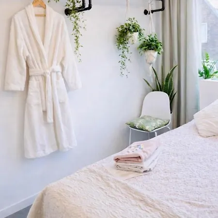 Canal House - * Алкмар