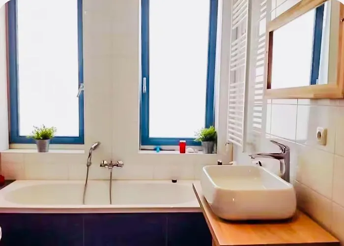 Canal House - Pansiyon